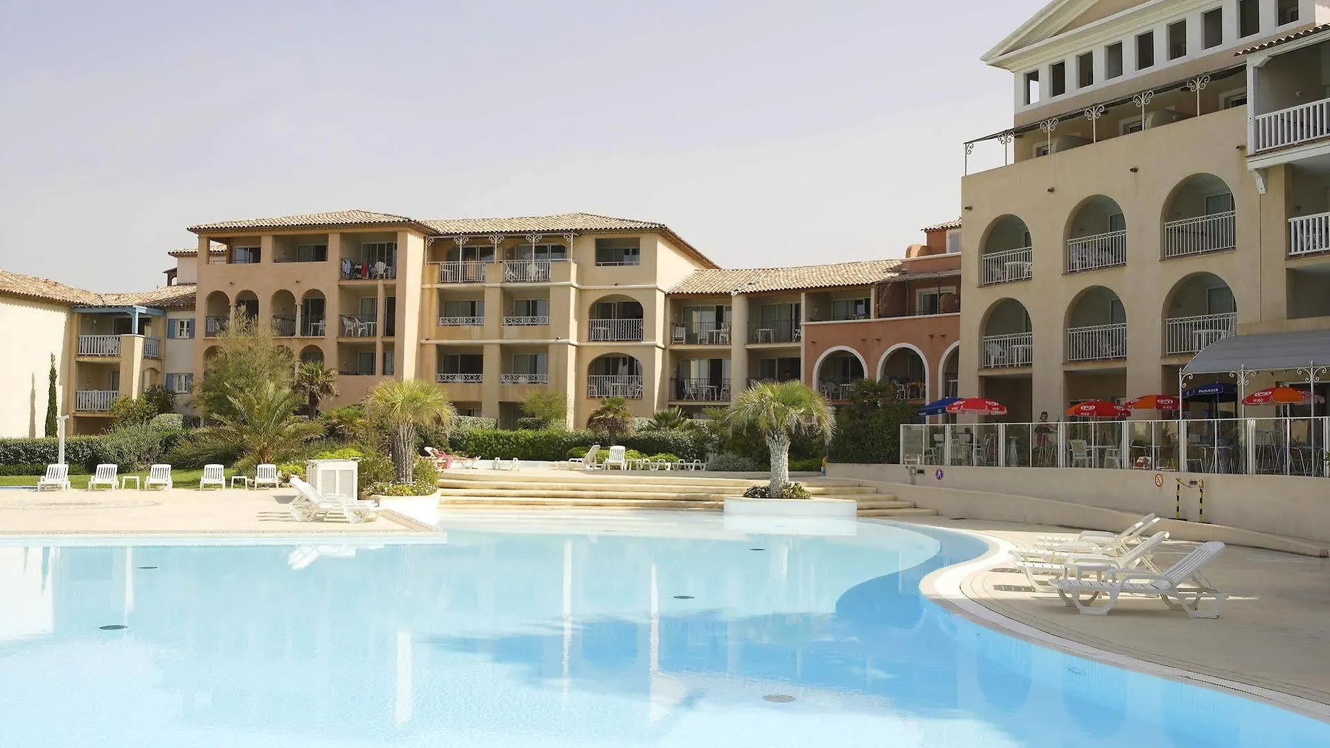 Les Rivages - Appartement Vue Mer Imprenable-Piscine Six-Fours-les-Plages 0*,  France